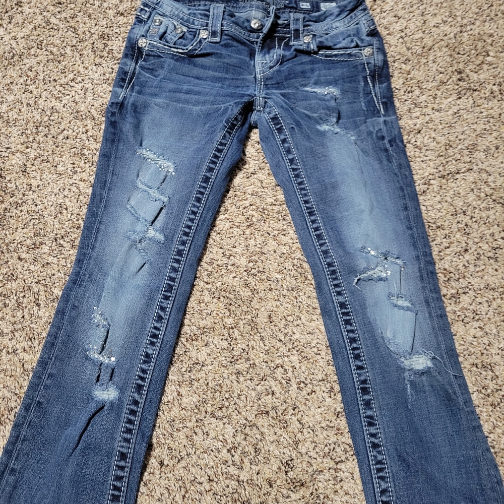 Miss Me Capris - Picture 2 of 4